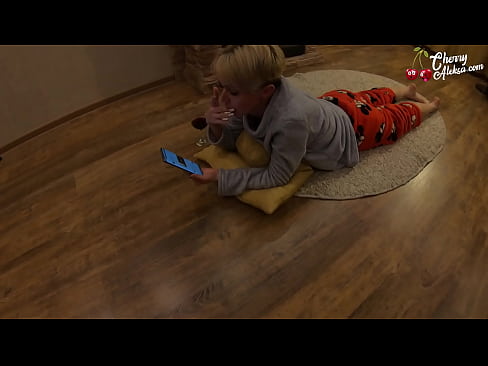 ❤️ Skør blondine suger kæmpe pik og hopper på den - analsex ️❌ Porn video at da.sexonfire.ru ️