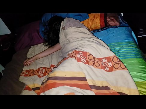 ❤️ Stedbarn skælder sin unge stedmor ud, mens hun sover. ️❌ Porn video at da.sexonfire.ru ️